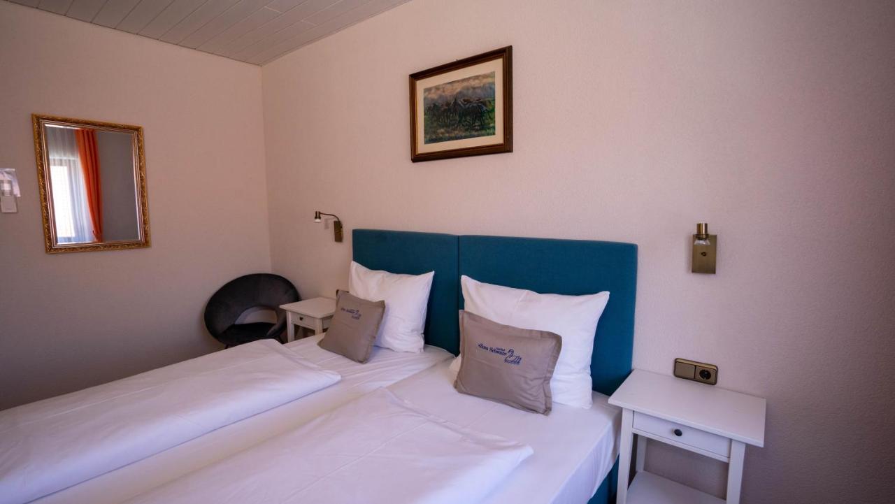 Hotel Gasthof Zum Schwan Steinsfeld ภายนอก รูปภาพ