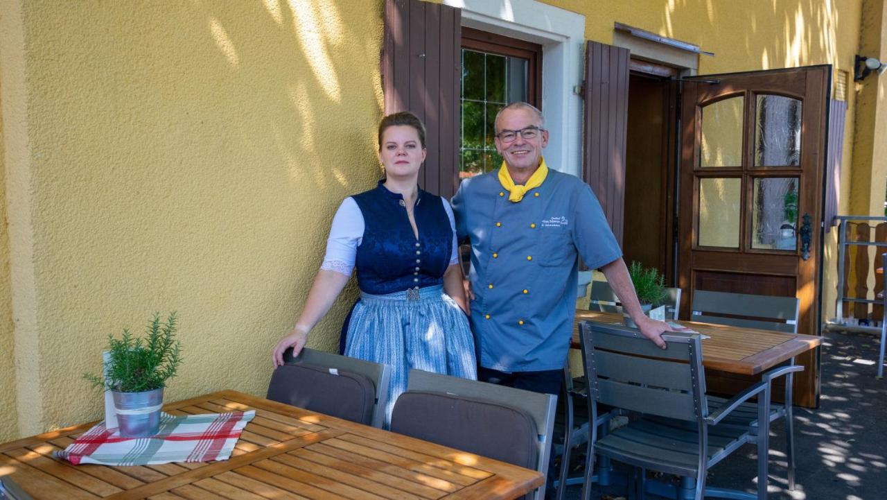 Hotel Gasthof Zum Schwan Steinsfeld ภายนอก รูปภาพ