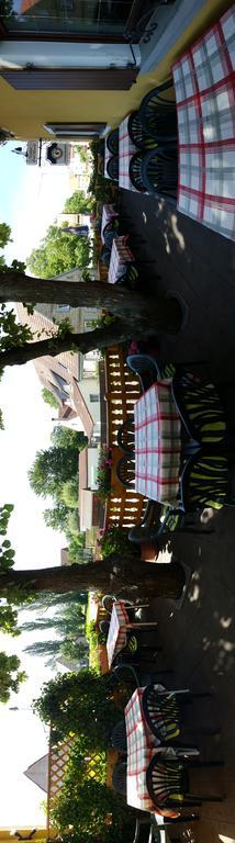 Hotel Gasthof Zum Schwan Steinsfeld ภายนอก รูปภาพ