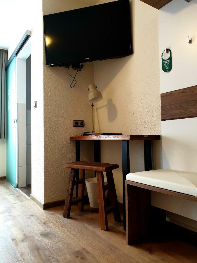 Hotel Gasthof Zum Schwan Steinsfeld ภายนอก รูปภาพ