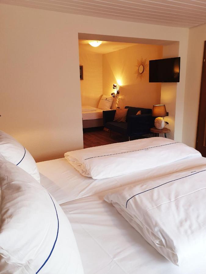 Hotel Gasthof Zum Schwan Steinsfeld ภายนอก รูปภาพ