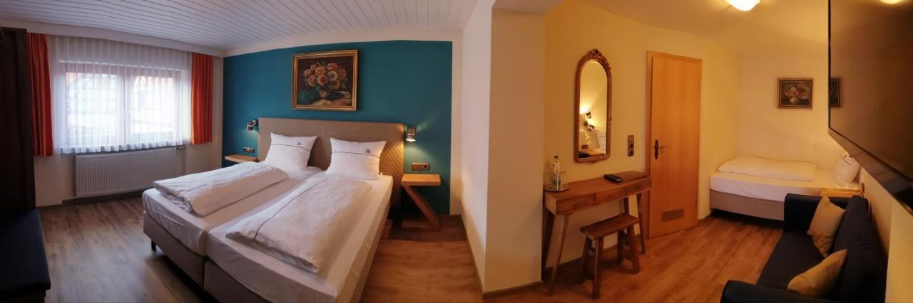 Hotel Gasthof Zum Schwan Steinsfeld ภายนอก รูปภาพ