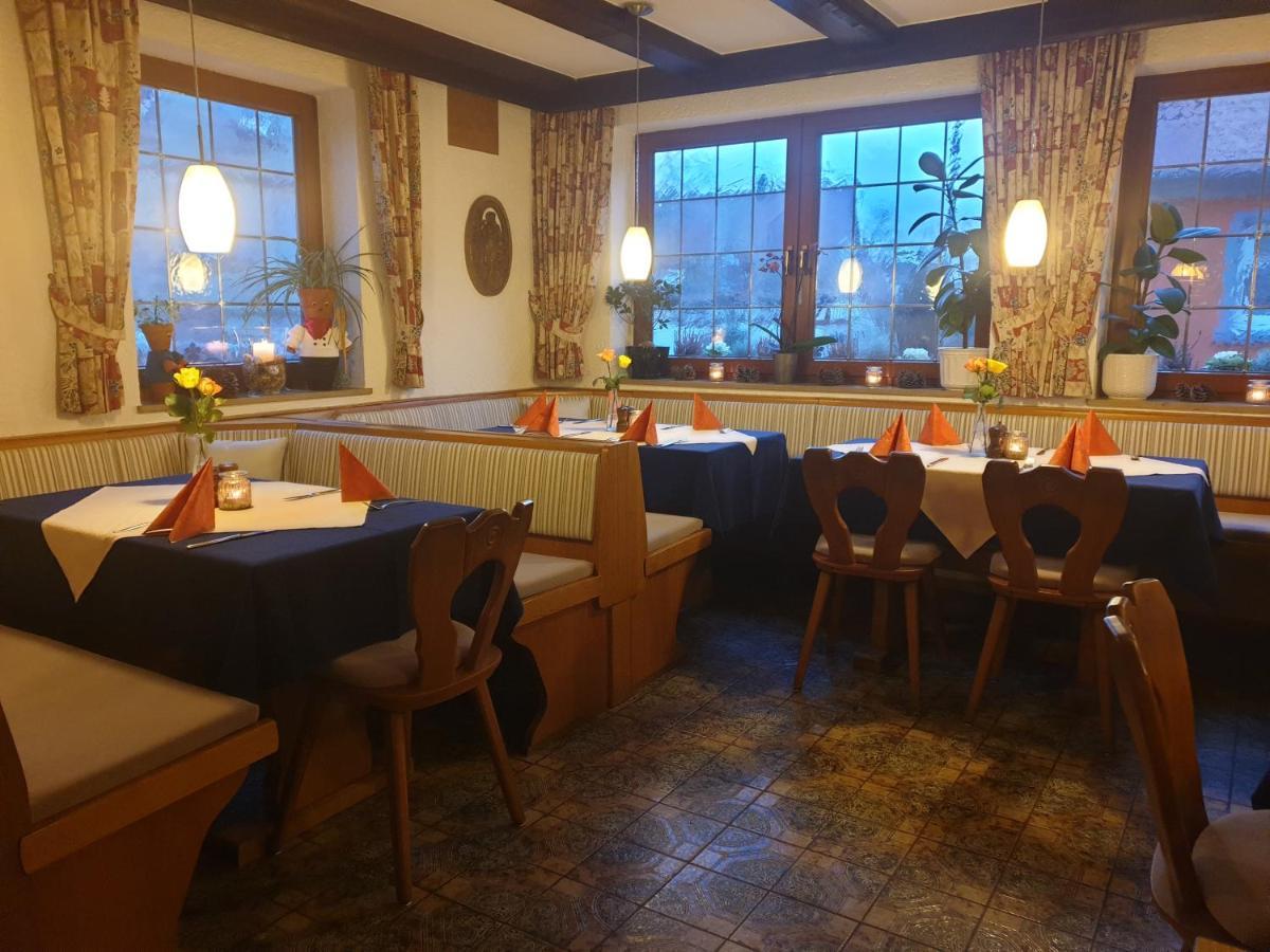 Hotel Gasthof Zum Schwan Steinsfeld ภายนอก รูปภาพ