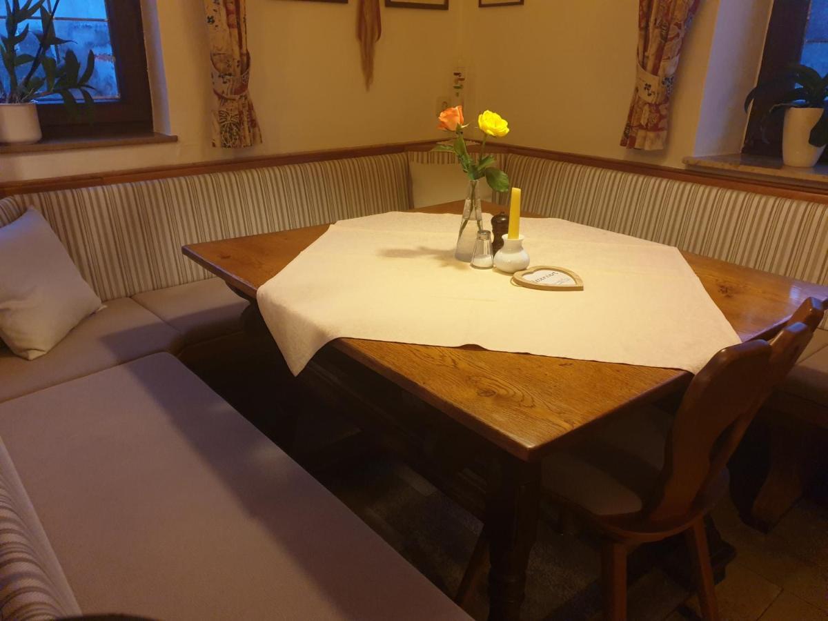 Hotel Gasthof Zum Schwan Steinsfeld ภายนอก รูปภาพ